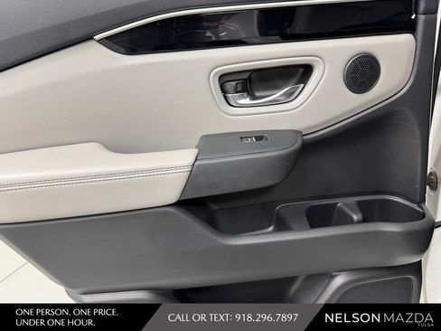 Used 2023 Honda Pilot Touring image 31