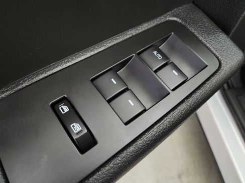 Used 2019 Ford Flex SE FWD image 16