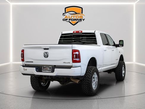 Used 2024 RAM 2500 Laramie AWD/4WD image 4