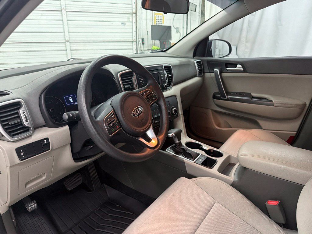 Used 2018 Kia Sportage LX FWD image 14