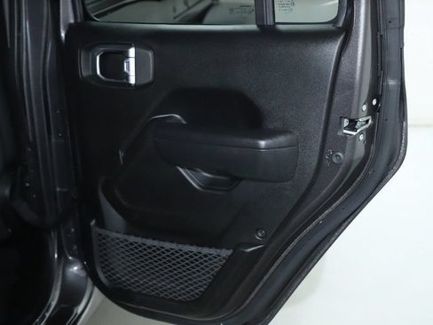 Used 2025 Jeep Wrangler Unlimited Sport AWD/4WD image 31