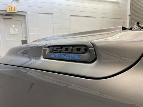 New 2026 RAM 1500 Express AWD/4WD image 9