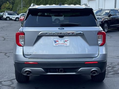 Used 2022 Ford Explorer Limited w/ Equipment Group 301A image 19