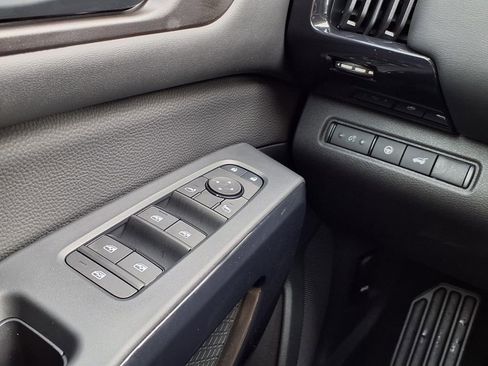 New 2026 Nissan Pathfinder SV w/ Cargo Package AWD/4WD image 23