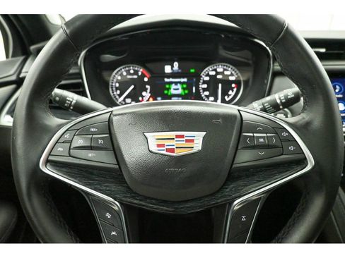 Certified 2023 Cadillac XT5 Premium Luxury image 12