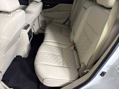 Used 2019 Nissan Murano Platinum image 19