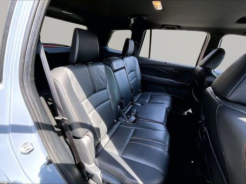 Used 2022 Honda Passport TrailSport image 19