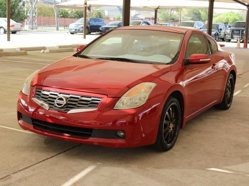Used 2008 Nissan Altima 3.5 SE image 3