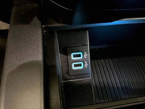 Used 2018 Ford F150 XLT w/ Equipment Group 302A Luxury AWD/4WD image 31