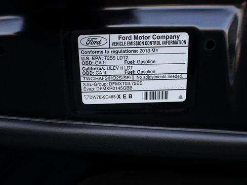 Used 2013 Ford Edge Limited FWD image 28