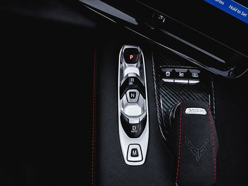 Used 2024 Chevrolet Corvette E-Ray w/ Stealth Interior Trim Package AWD/4WD image 34