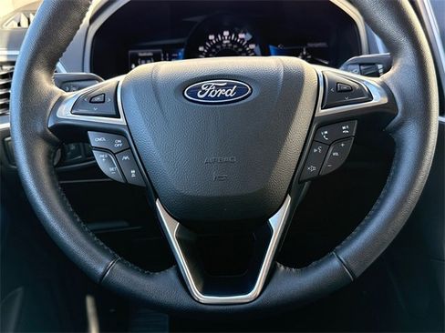 Used 2022 Ford Edge SEL w/ Sport Appearance Package image 22