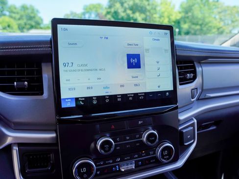 Used 2022 Ford Expedition Max XLT AWD/4WD image 19
