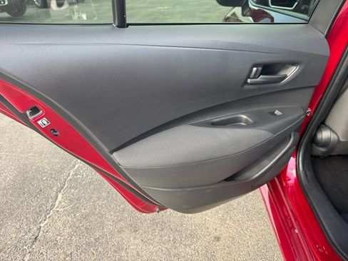 Used 2025 Toyota Corolla LE image 23