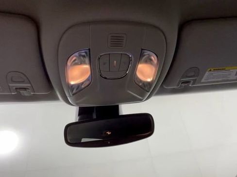 Used 2022 Jeep Compass Limited w/ Mopar Graphics Package AWD/4WD image 35