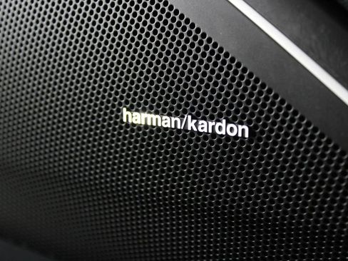 Used 2019 Kia Cadenza Technology image 24