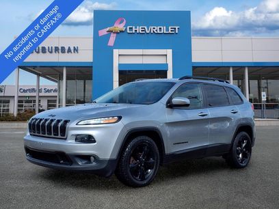Used 2016 Jeep Cherokee Latitude w/ Cold Weather Group