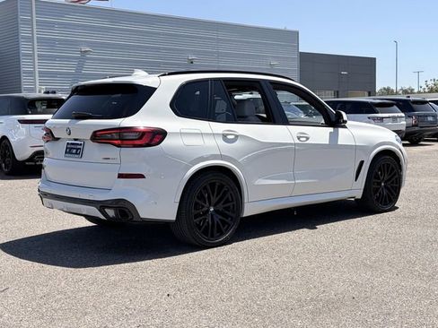 Used 2023 BMW X5 sDrive40i w/ M Sport Package RWD image 6