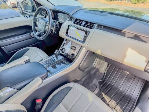 Used 2020 Land Rover Range Rover Sport HSE Dynamic image 12