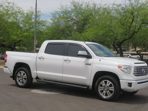 Used 2017 Toyota Tundra Platinum AWD/4WD image 4