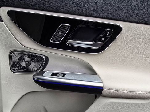 New 2026 Mercedes-Benz GLC 300 4MATIC image 34