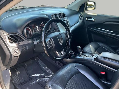 Used 2020 Dodge Journey Crossroad FWD image 17