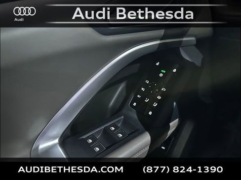 Certified 2025 Audi Q5 Premium w/ Convenience Package AWD/4WD image 20