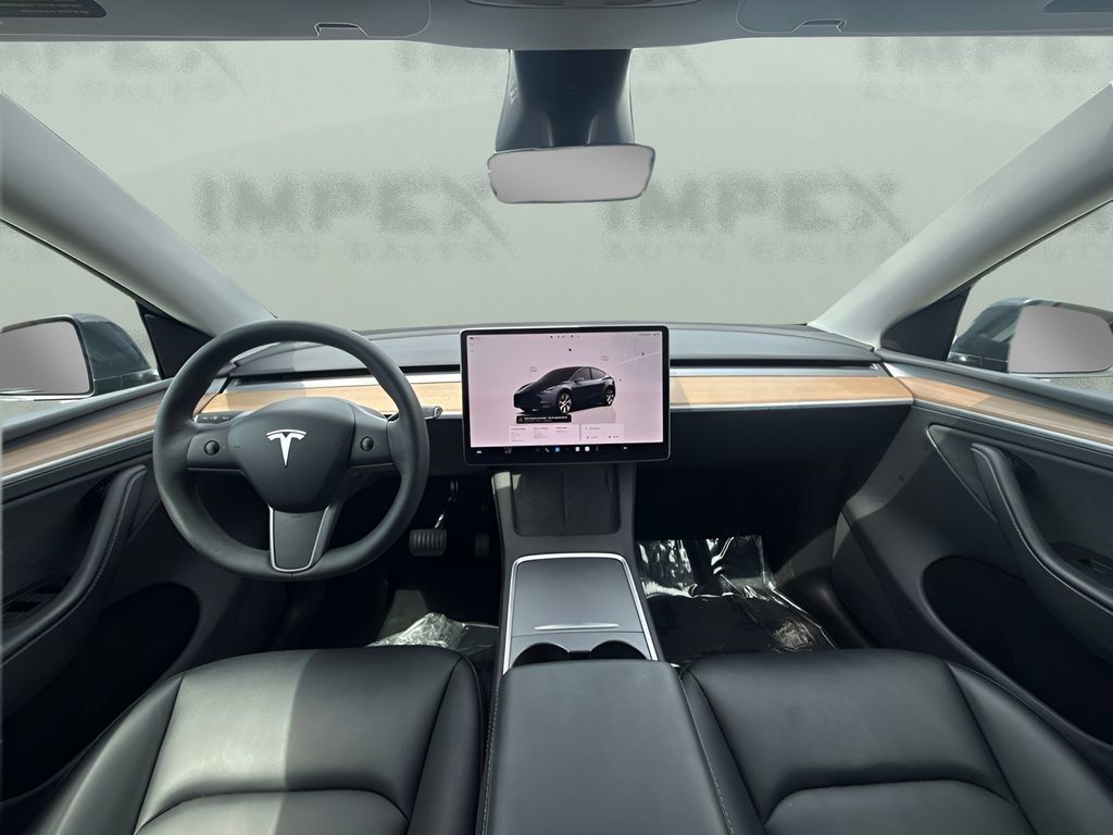 Used 2024 Tesla Model Y Long Range AWD/4WD image 14