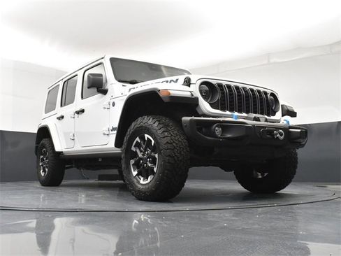 Used 2024 Jeep Wrangler Unlimited Rubicon 4xe image 20