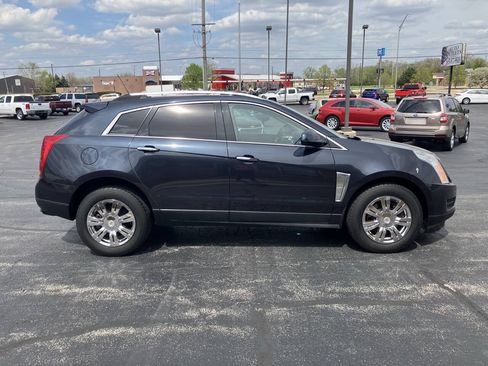 Used 2016 Cadillac SRX Luxury w/ Driver Awareness Package AWD/4WD image 2