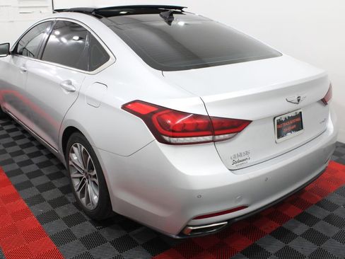Used 2015 Hyundai Genesis 3.8 w/ Option Group 03 image 7