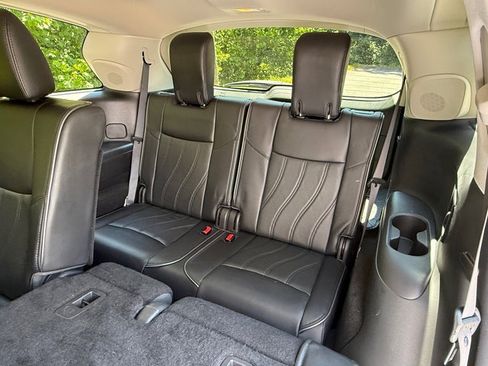 Used 2013 INFINITI JX35 AWD w/ Premium Pkg image 16