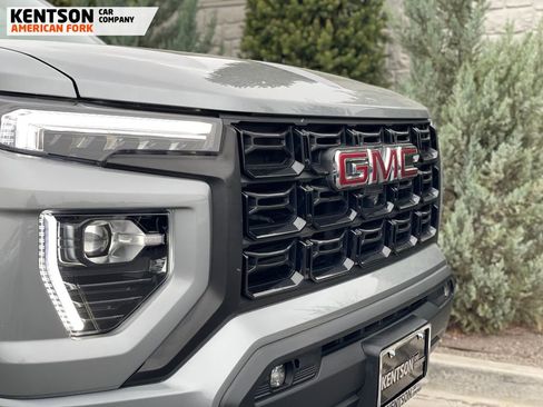 Used 2023 GMC Canyon Elevation w/ Elevation Premium Package AWD/4WD image 14