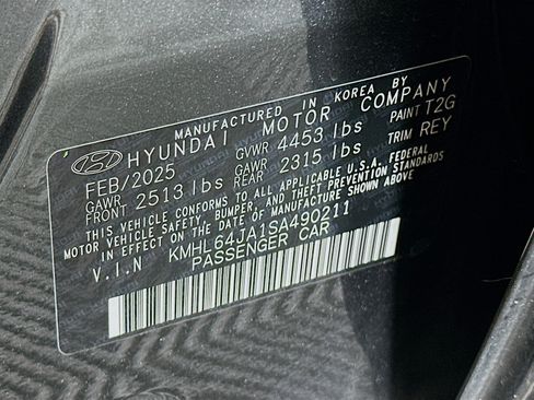 Used 2025 Hyundai Sonata SEL FWD image 12