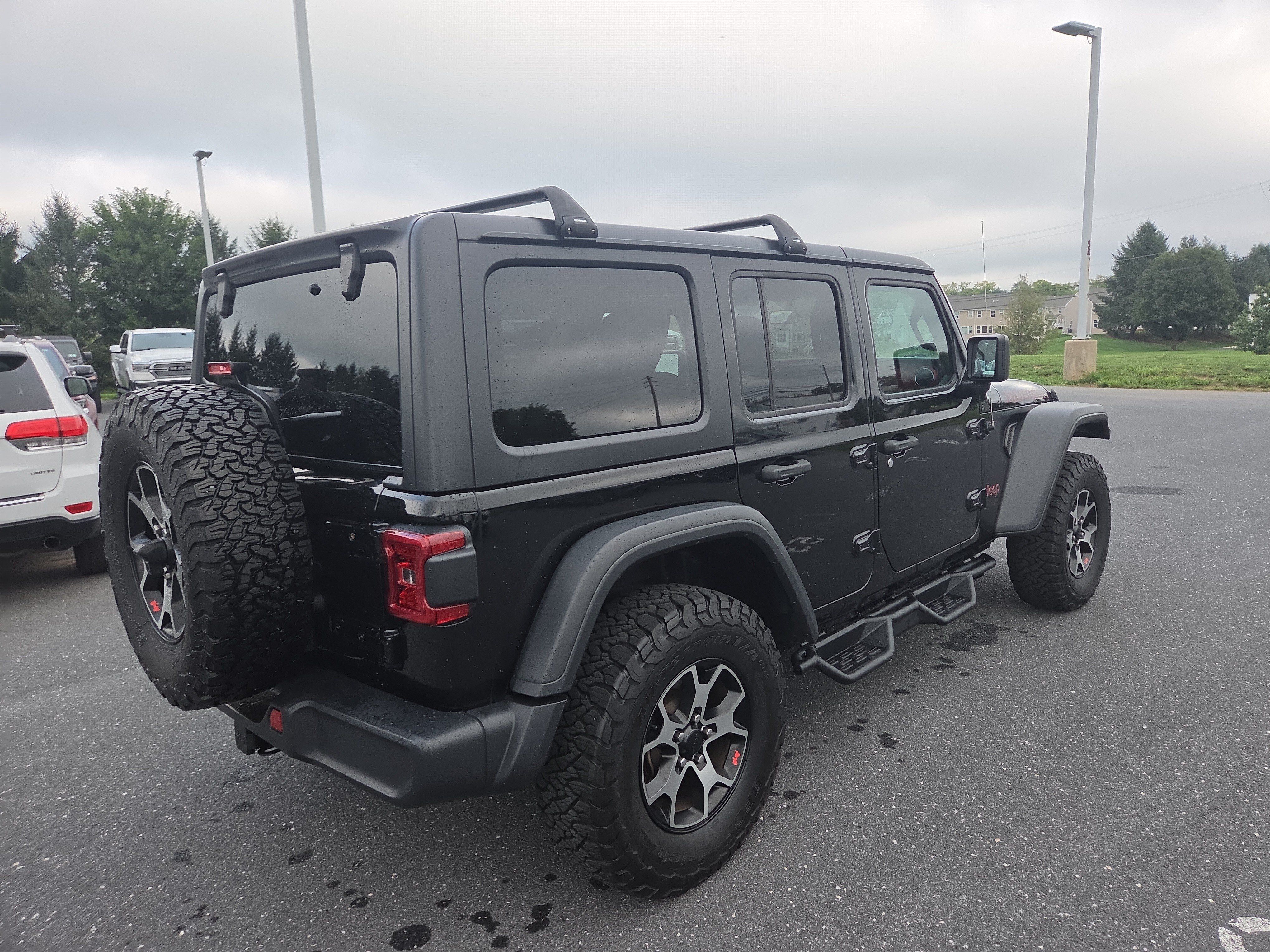 Used 2021 Jeep Wrangler Unlimited Rubicon w/ LED Lighting Group AWD/4WD image 16