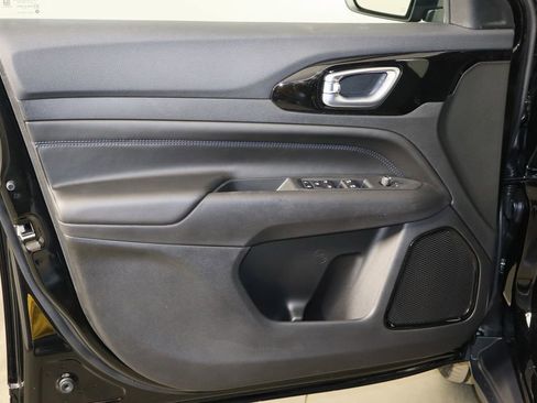 New 2026 Jeep Compass Latitude image 20