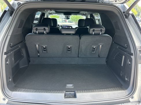 New 2026 Chevrolet Traverse LT w/ Sun and Wheel Package image 12