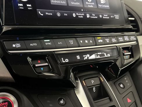 Used 2025 Honda Odyssey EX-L image 19