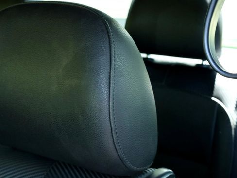 Used 2012 Volkswagen Beetle 2.5 image 31