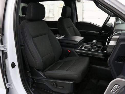 Certified 2022 Ford F150 XLT w/ Equipment Group 302A High image 20