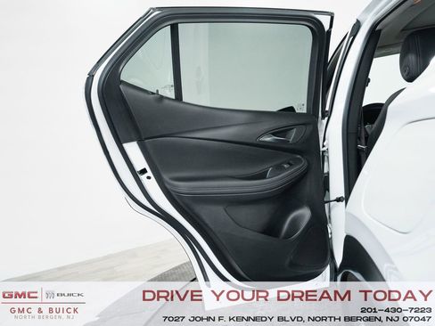 Used 2023 Buick Encore GX Essence w/ Experience Buick Package AWD/4WD image 13