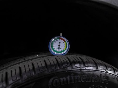 Used 2022 Alfa Romeo Stelvio Veloce AWD/4WD image 39