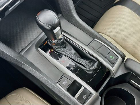 Used 2017 Honda Civic EX-L image 23