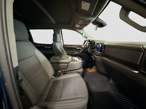 Used 2022 Chevrolet Silverado 1500 LT image 28