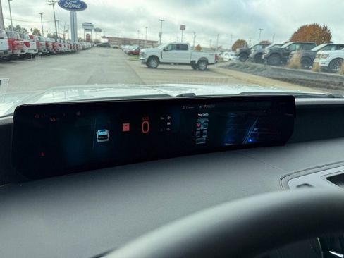 New 2025 Ford Expedition Tremor image 30