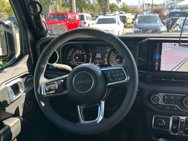 New 2027 Jeep Wrangler Unlimited Sahara AWD/4WD image 18