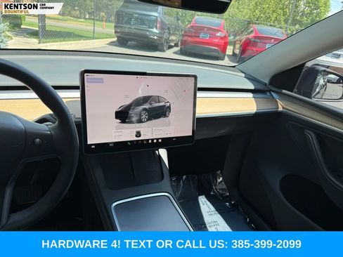 Used 2023 Tesla Model Y Long Range AWD/4WD image 17