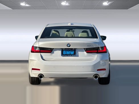 Used 2026 BMW 330i Sedan w/ Premium Package RWD image 10