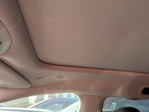 Used 2019 Chrysler Pacifica Touring-L Plus w/ Advanced Safetytec Group image 5