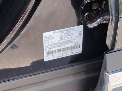 Used 2025 Ford Explorer Active RWD image 36